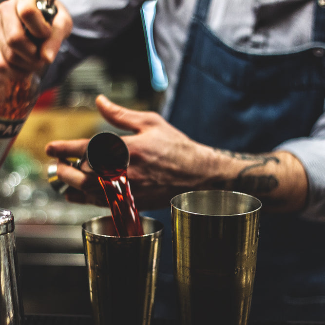 A Guide to Pairing Food and Cocktails: Elevating Your Culinary Experience